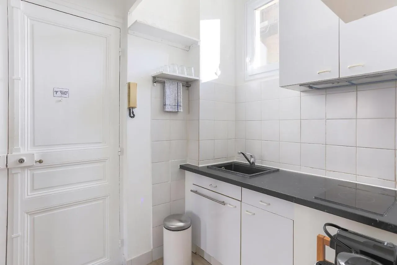 Champs De Mars Appartement Paris Apartment
