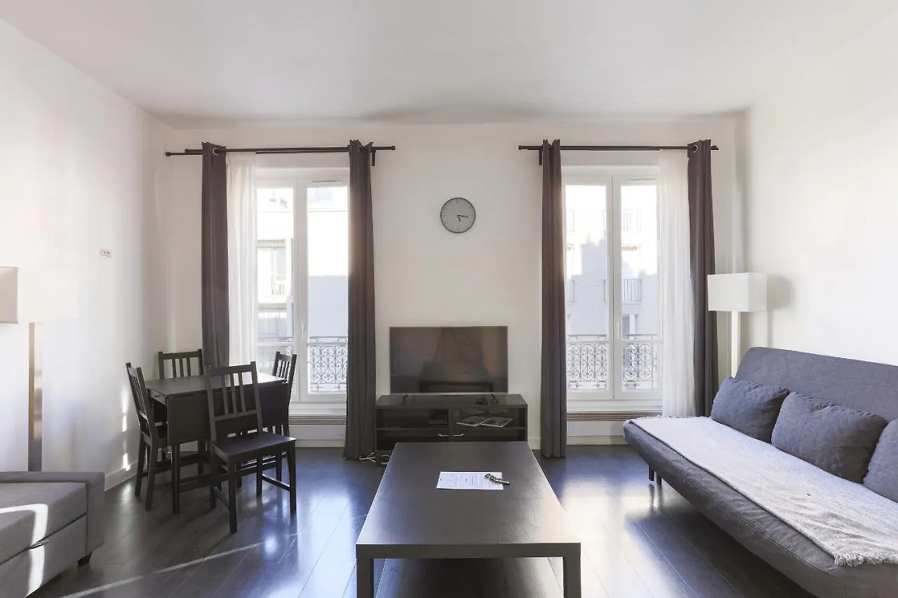 Apartment Champs De Mars Appartement Paris