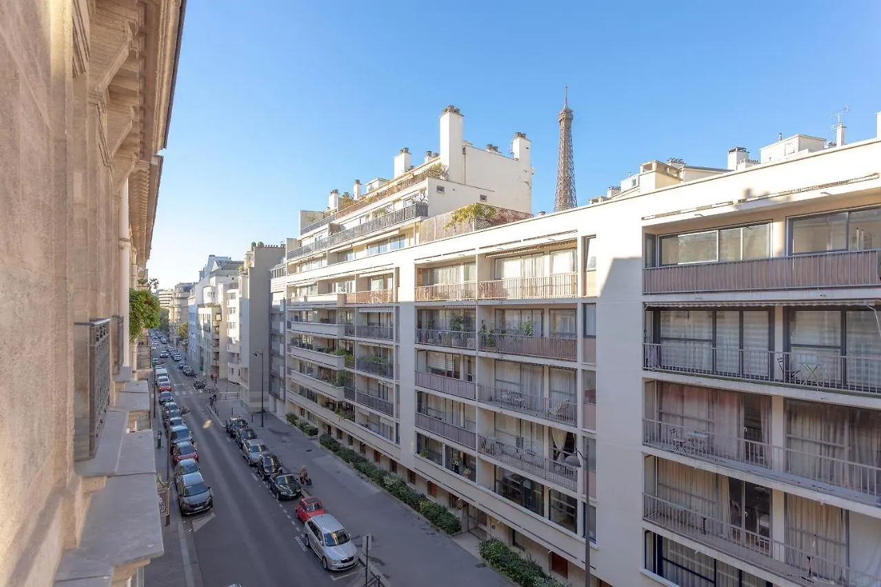 Apartment Champs De Mars Appartement Paris